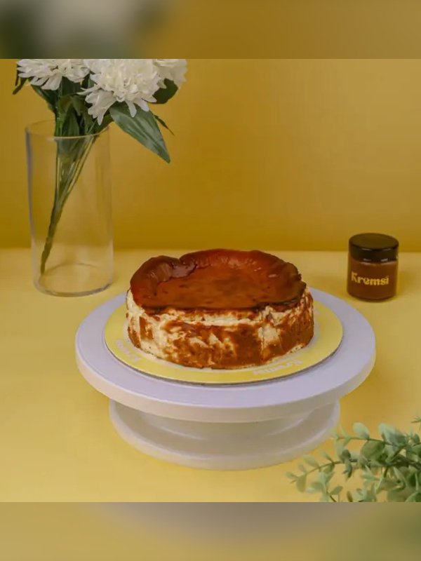 processed_4_WhatsApp Image 2026-01-22 at 20 Cake 010 - Image 1